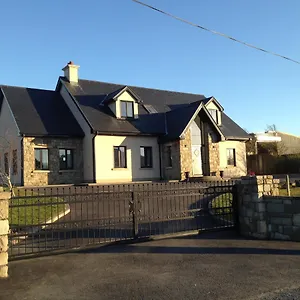 Railway View - Connemara Bed & Breakfast Recess